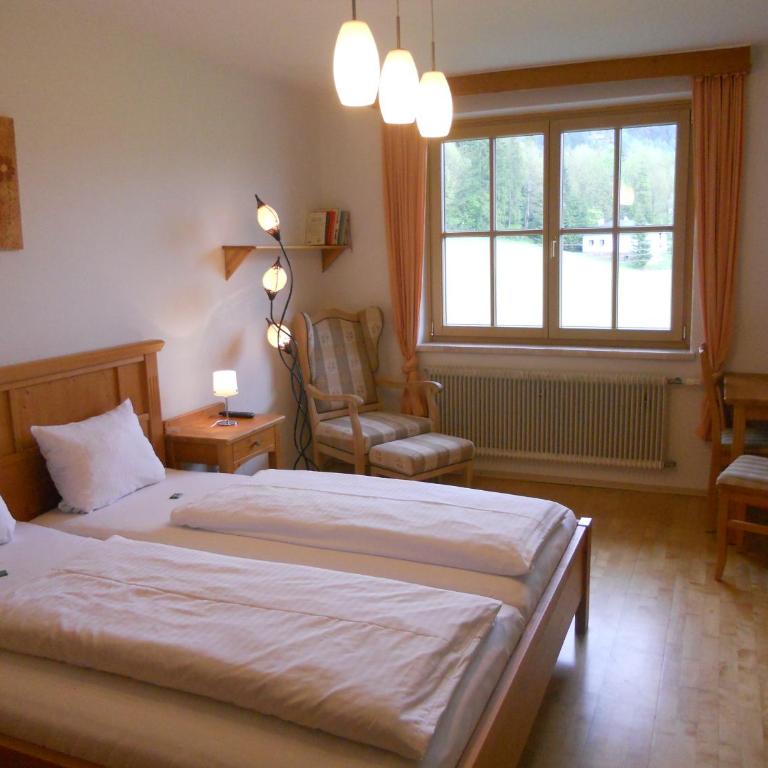 Haus Pürcher - Doppelzimmer mit Bergblick - 1