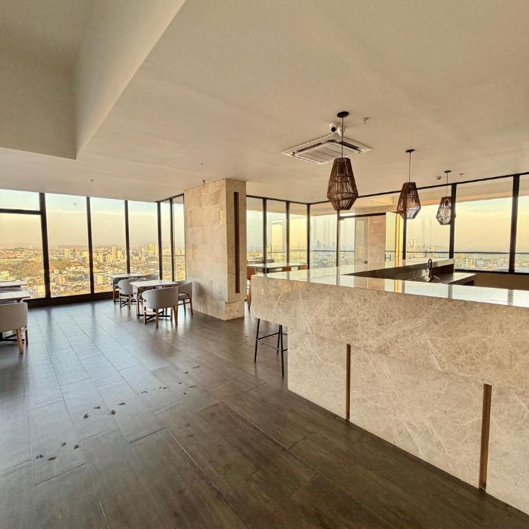 NEW! Ocean & City 360views 25FL FREE Airport pick up BY IMZ - Two-Bedroom Apartment - 33