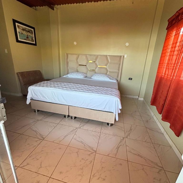 Amarena Resorts - Standard Queen Room - 3