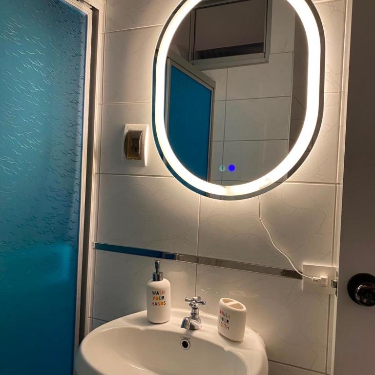 Flor Home - One-Bedroom Apartment - 8