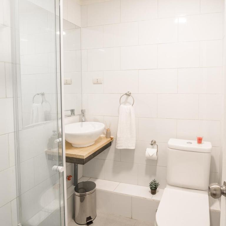 Casa Baquedano - Habitación Doble Estándar con baño privado - 2