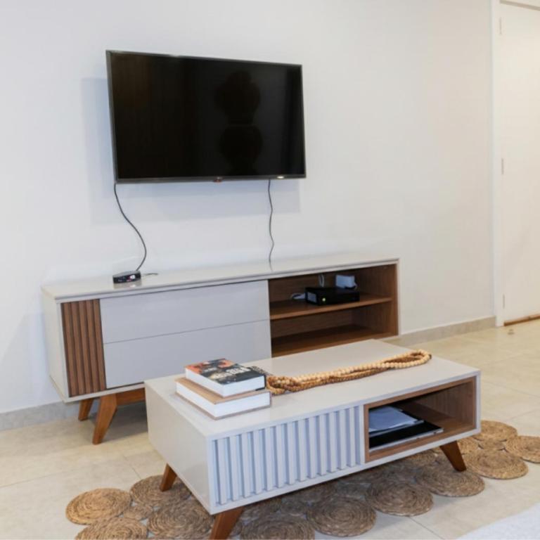 Moderno departamento de 1 habitación, con estacionamiento - One-Bedroom Apartment - 3