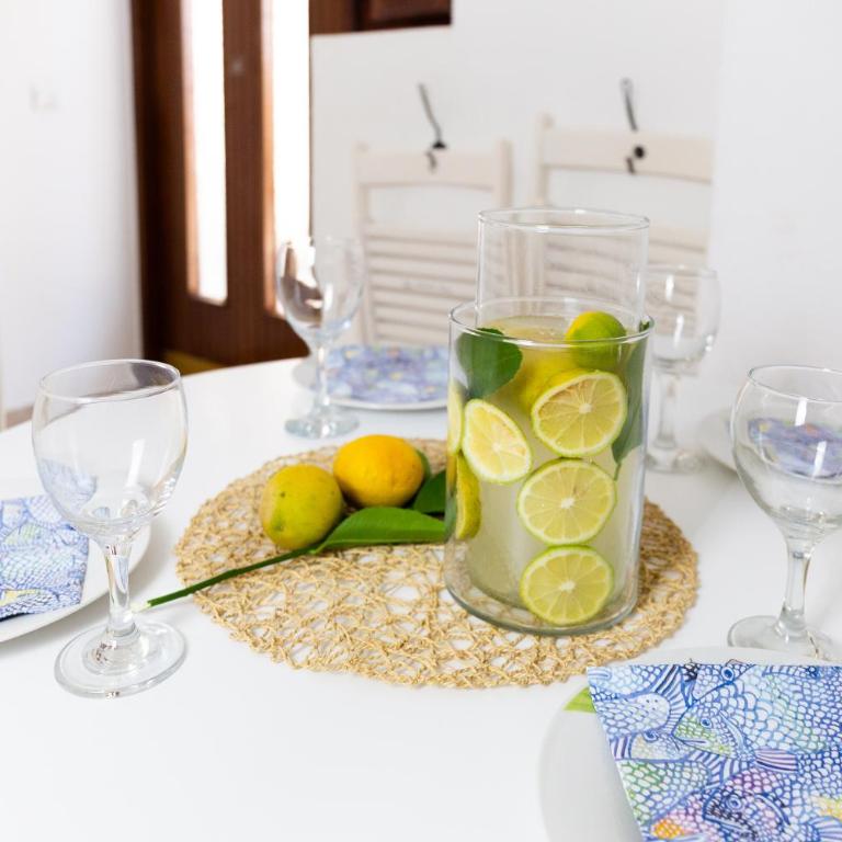 Apartments Herceg Novi - Two-Bedroom Apartment with Terrace and Sea View - 8