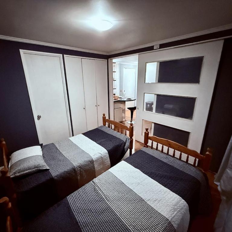 Well-equipped apartment - Wi-Fi - Balcony - Steps from the Metro - One-Bedroom Apartment - 5