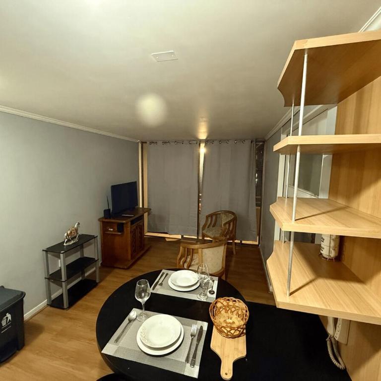 Well-equipped apartment - Wi-Fi - Balcony - Steps from the Metro - One-Bedroom Apartment - 8