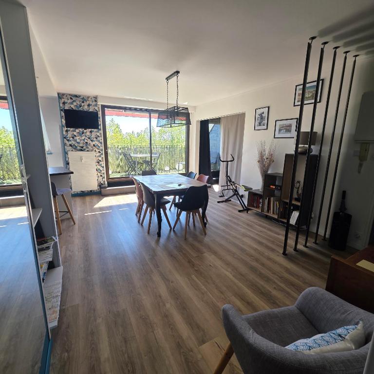 Chez KARINE T4 Terrasse HYPER CENTRE VILLE Wifi Parking - Apartamento con terraza - 10