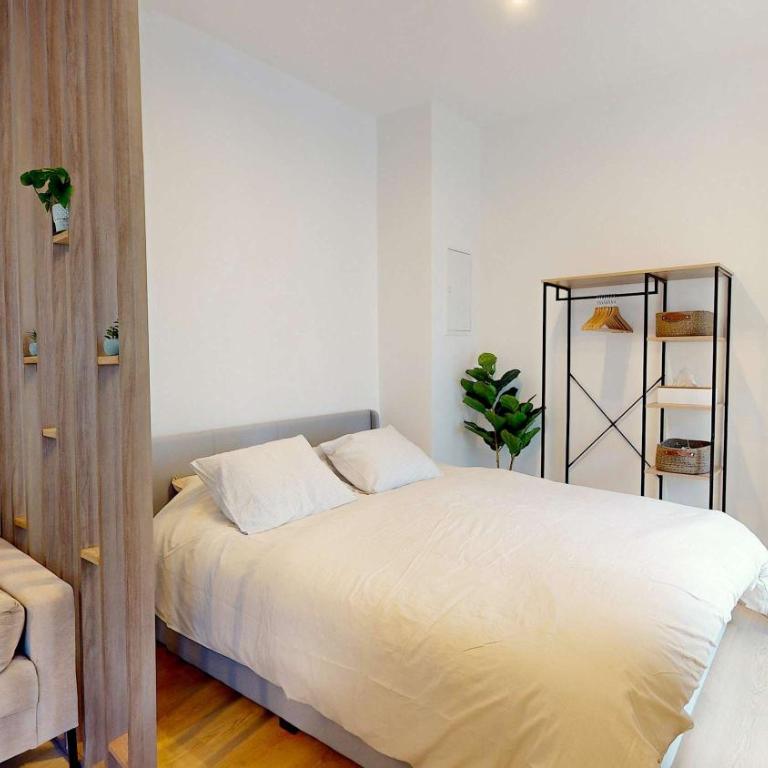 studio center Naple with large balcony for 2people - Appartamento - 4
