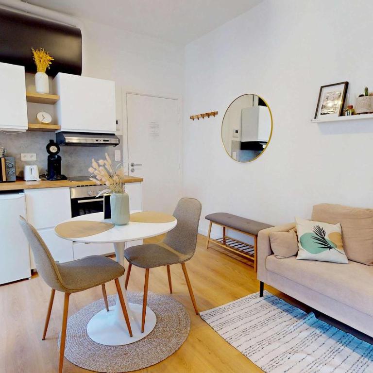 studio center Naple with large balcony for 2people - Appartamento - 17
