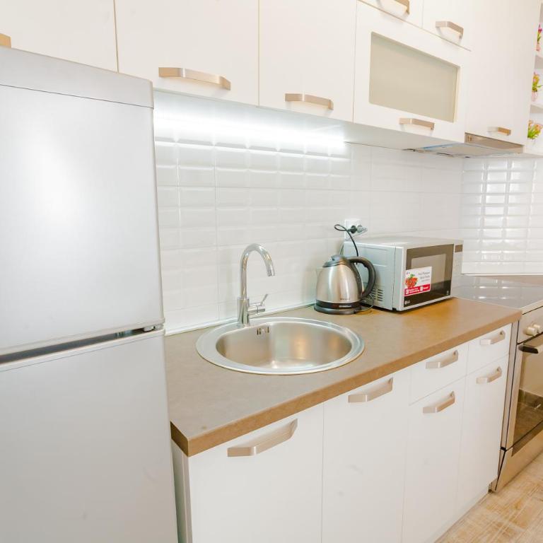 Gregovic Family Apartments - One-Bedroom Apartment with Garden View ( 4 Adults ) - 9