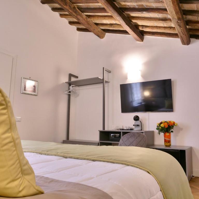 Helmirage Luxury Trevi - Camera Quadrupla Premium - 2
