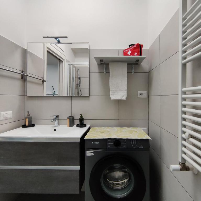 Casa degli Ulivi | 2 Bagni, Mare & Stazione - One-Bedroom Apartment - 24