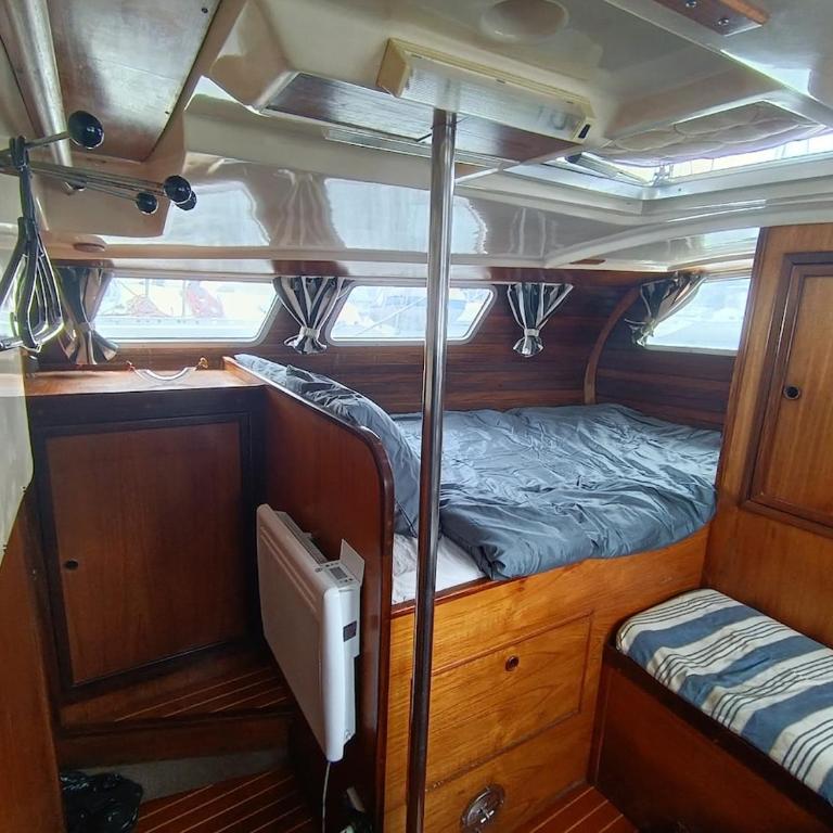 Hébergement sur un grand voilier confortable à Deauville - Mobile Home - 14