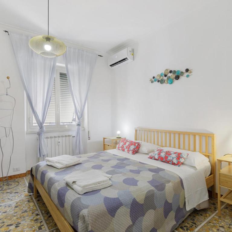 Amy Home - Two-Bedroom Deluxe Apartment with Balcony - 1