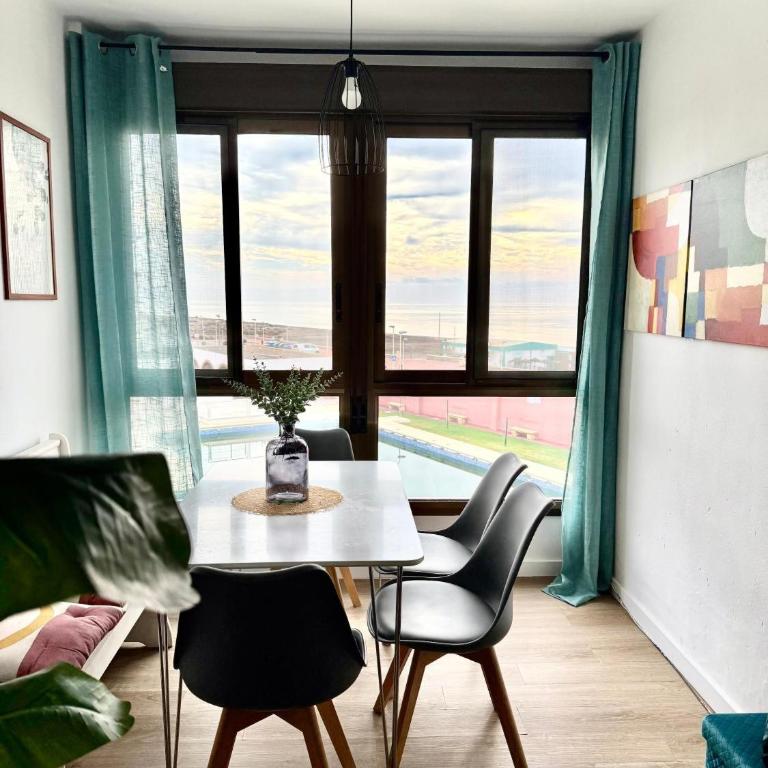 Vistas Al Mar en Retamar - Apartamento Superior de 1 dormitorio con balcón - 3