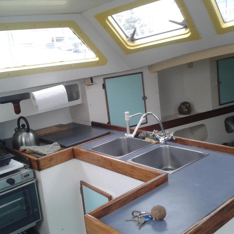 Nuit atypique sur un voilier de voyage - Mobile Home - 1