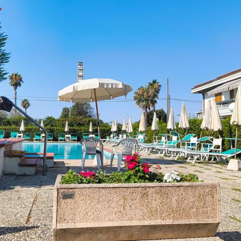 Casa Dolce Mare - seafront apartment with swimmingpool - Two-Bedroom Apartment - Oceanfront - 31