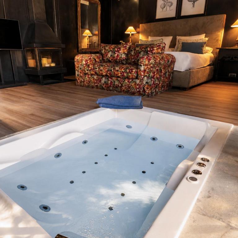 Hotel Boutique Pinar by Bossh! Hotels - Doppelzimmer mit Whirlpool-Badewanne - 9