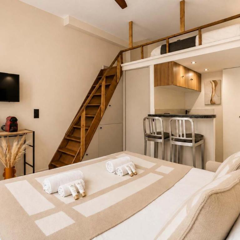 Renovated studio with mezzanine in Le Marais - Studio - 11