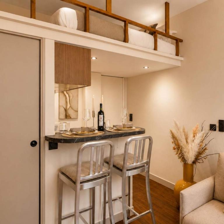 Renovated studio with mezzanine in Le Marais - Studio - 14