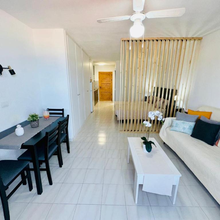 Quiet Studio, Incredible views, Climatized pool, FREE WIFI - Estudio - 16