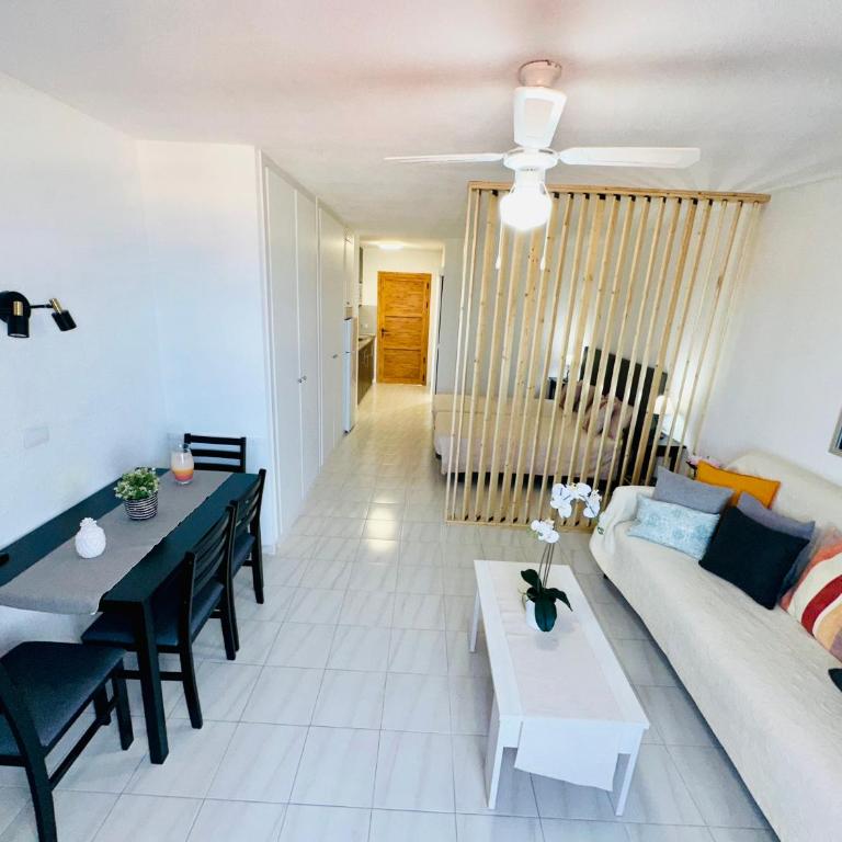 Quiet Studio, Incredible views, Climatized pool, FREE WIFI - Estudio - 21