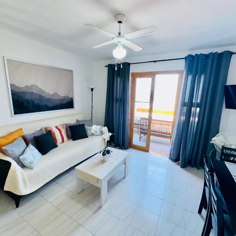 Quiet Studio, Incredible views, Climatized pool, FREE WIFI - Estudio - 31
