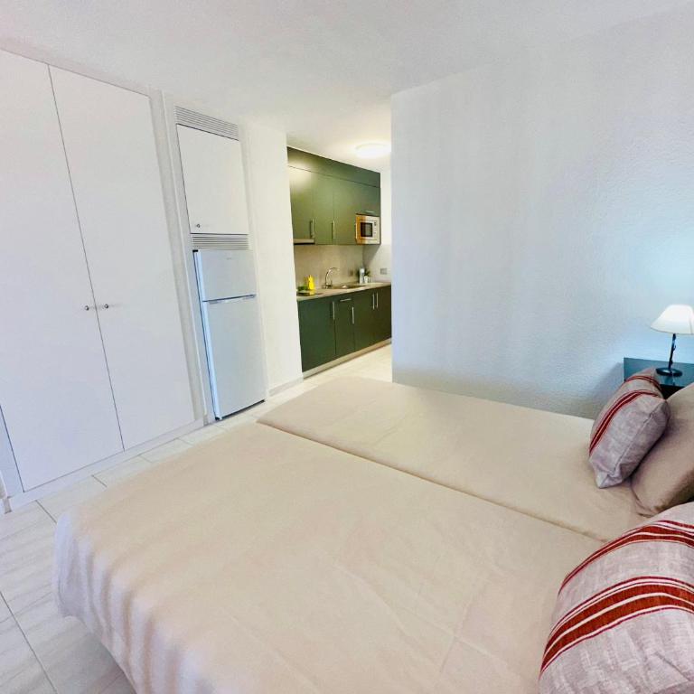 Quiet Studio, Incredible views, Climatized pool, FREE WIFI - Estudio - 35