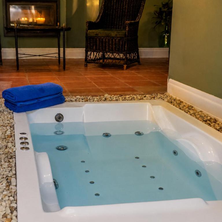 Hotel Boutique Pinar by Bossh! Hotels - Doppelzimmer mit Whirlpool-Badewanne - 5