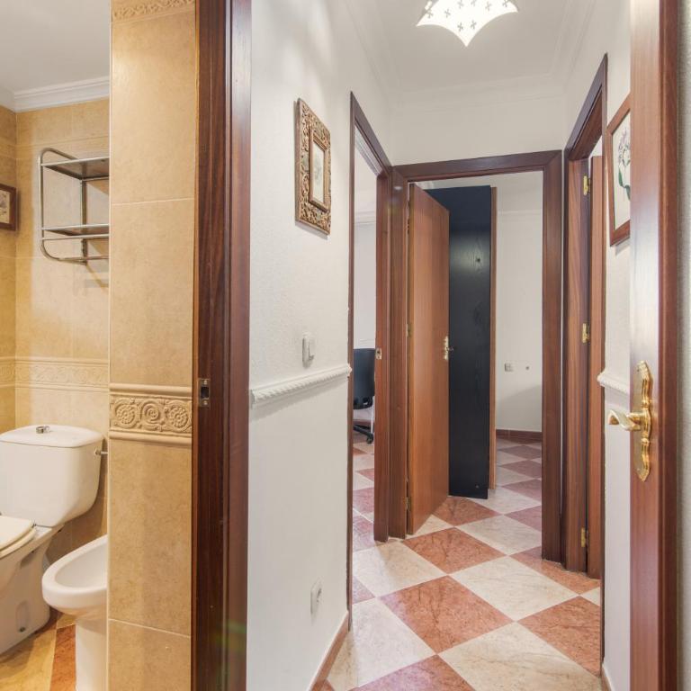 Piso Plaza Acuario - Apartamento Premium de 3 dormitorios con balcón - 16