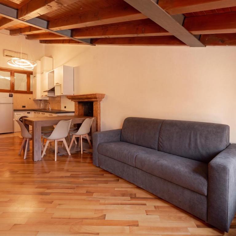 Verona Center Residence - Appartamento con 2 Camere da Letto - 2