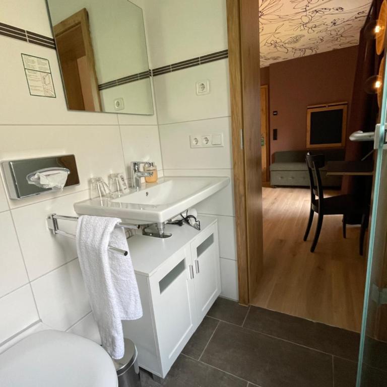 Alpenhotel Sonneck - mit Bergbahnticket - Standard Doppelzimmer - 2