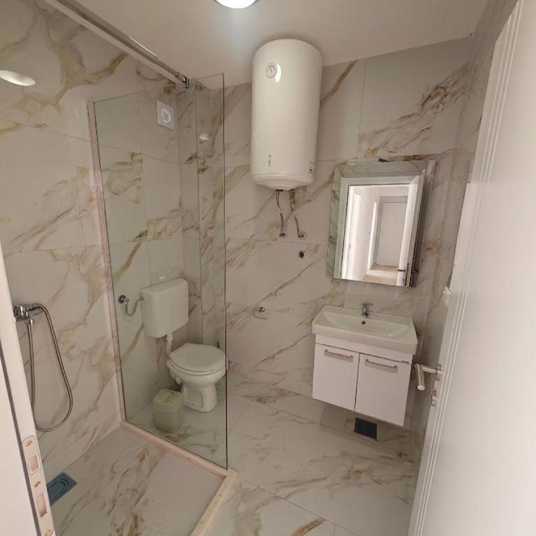 Azur Apartments Bar - Appartement 1 Chambre avec Balcon - 3
