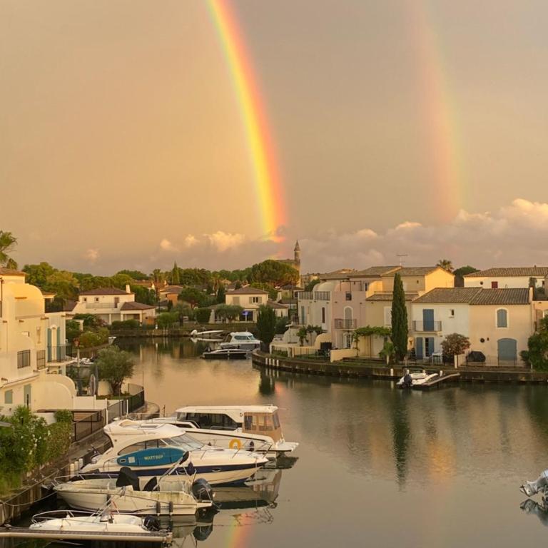 Marina with pool - Three-Bedroom Home - 2