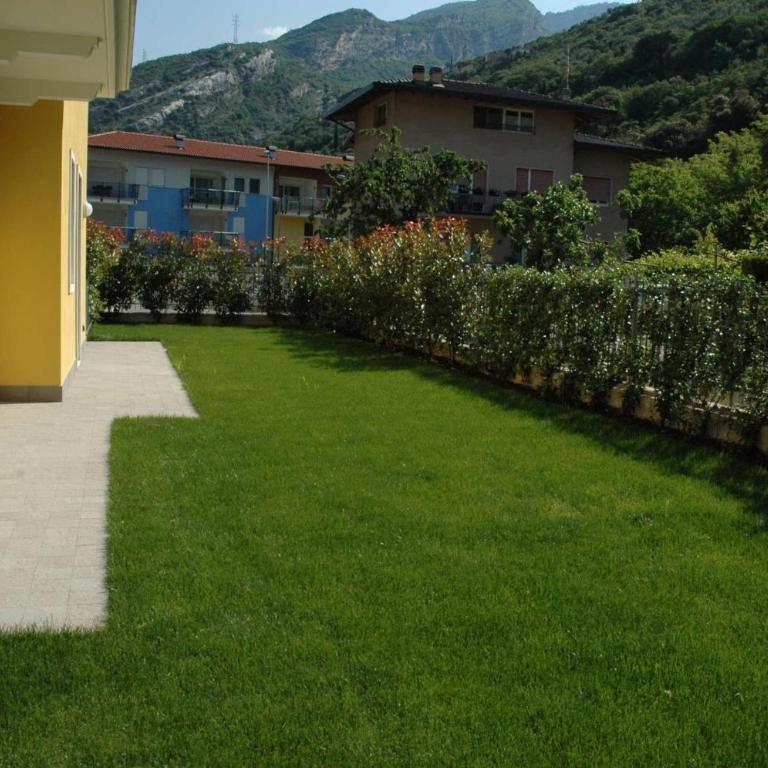 RESIDENCE MAXIM - Apartment with Terrace - 1