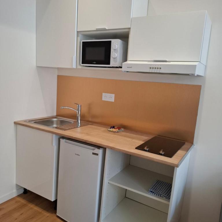Studio rénové - Centre antique - Vienne - Apartment mit 1 Schlafzimmer - 6