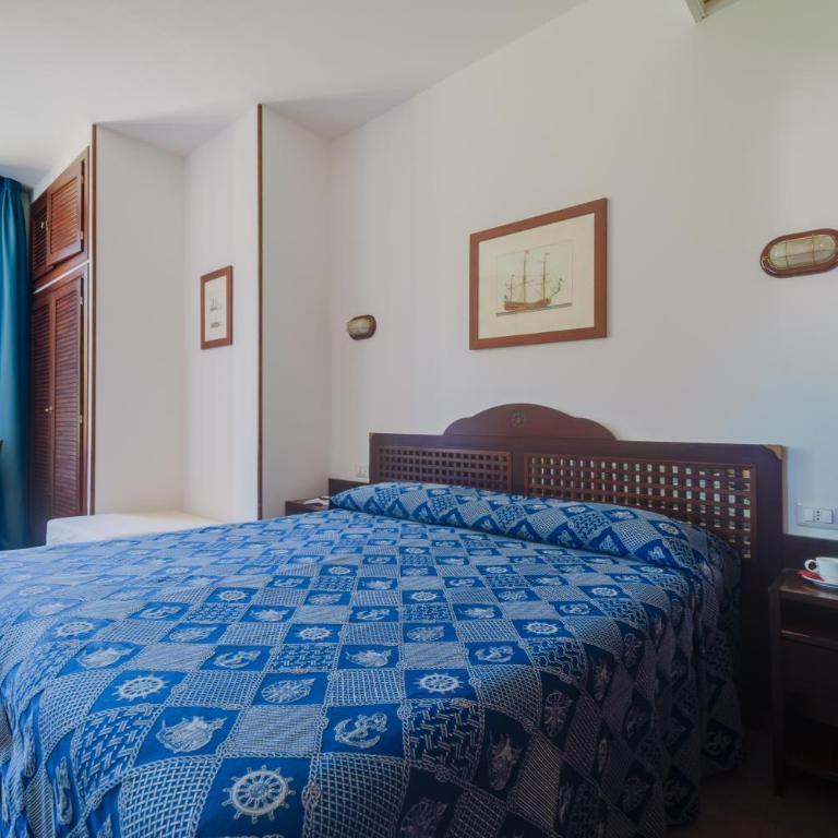 Hotel Antares - Camera Matrimoniale con Vista Giardino - 4