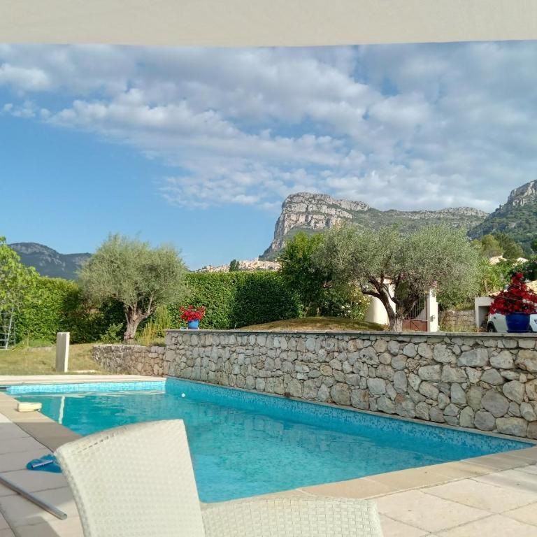 Piscine privée avec vue - Villa 3 Chambres - 6
