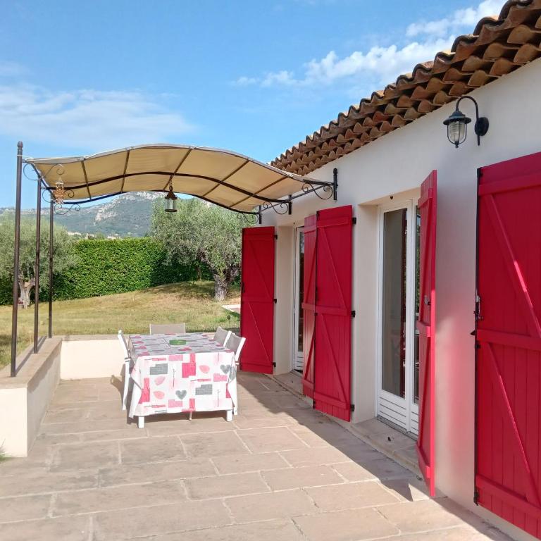 Piscine privée avec vue - Villa 3 Chambres - 5