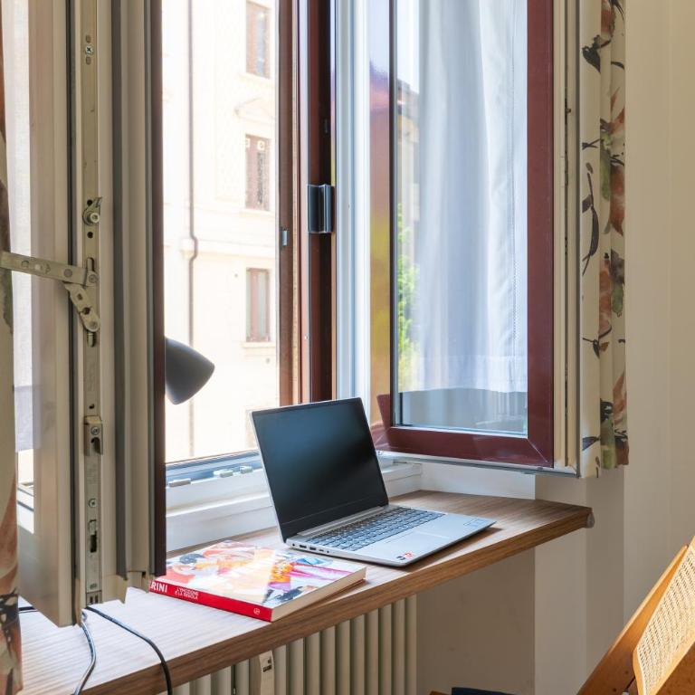 Casa DiMì - 2 BR, 2 en-suite bath, 2 min M5, Smart lock - Appartamento con 2 Camere da Letto - 25