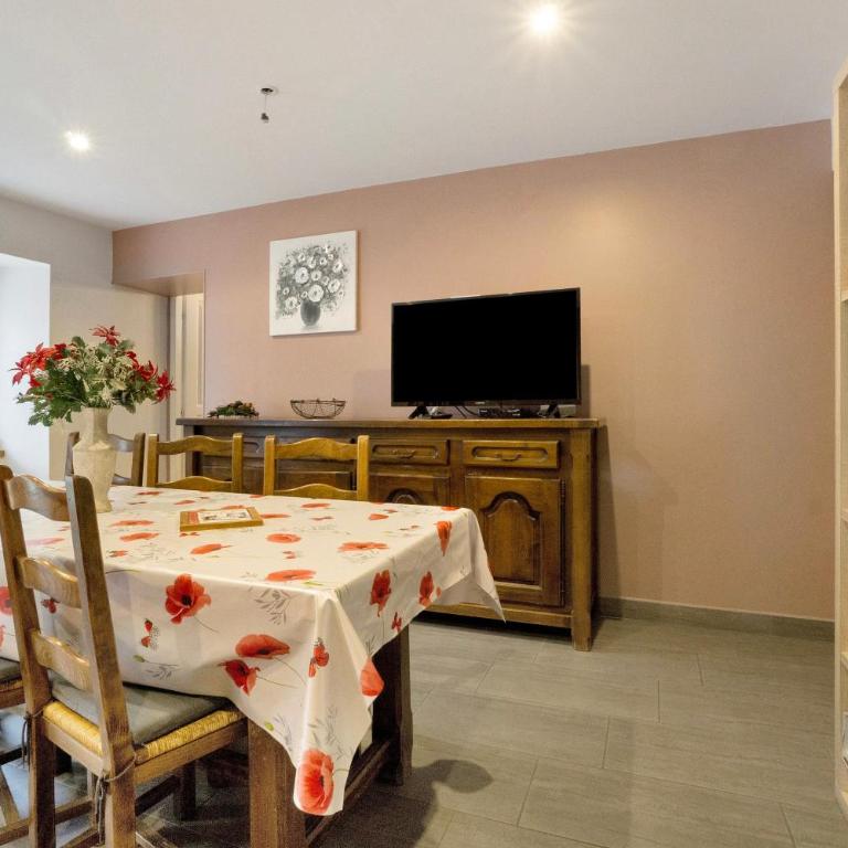 Appartement - Les ecrins 3 - Two-Bedroom Apartment with Mountain View - 11