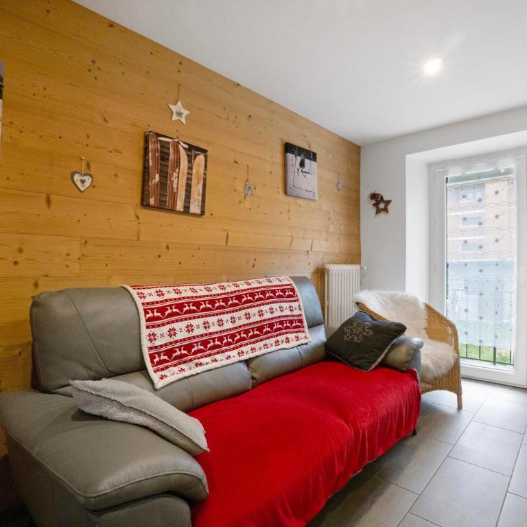 Appartement - Les ecrins 3 - Two-Bedroom Apartment with Mountain View - 12