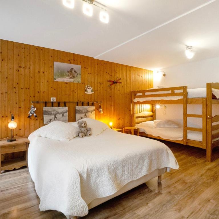 Appartement - Les ecrins 3 - Two-Bedroom Apartment with Mountain View - 24