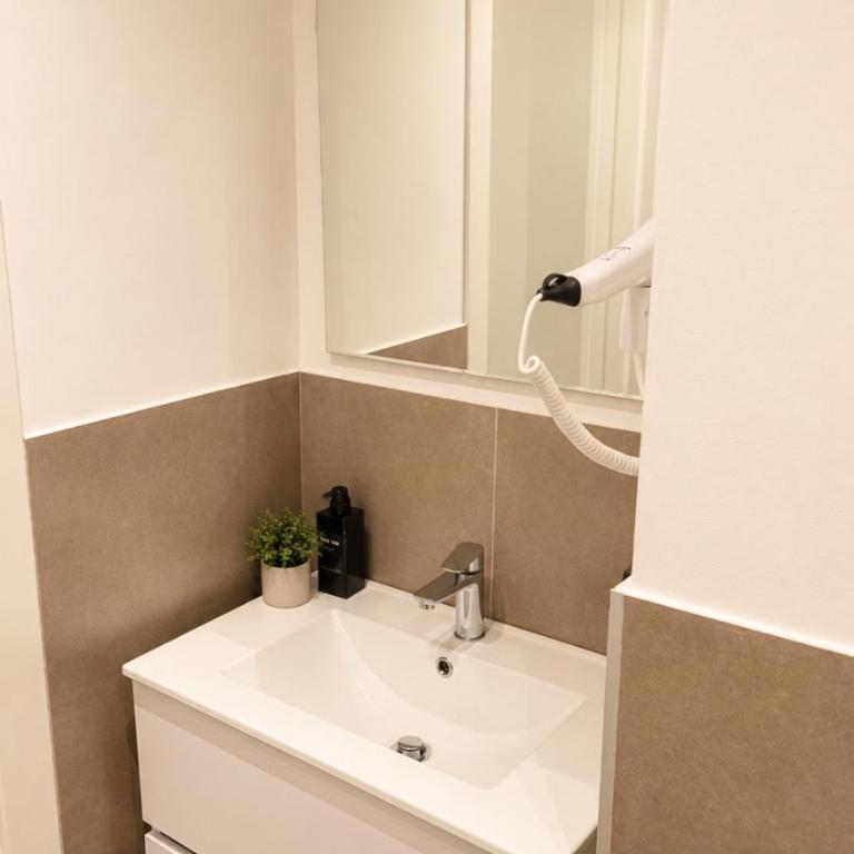 Urban Apartments 3A - 4 Ospiti - Centro Storico Reggio Calabria - Apartment mit 1 Schlafzimmer - 4