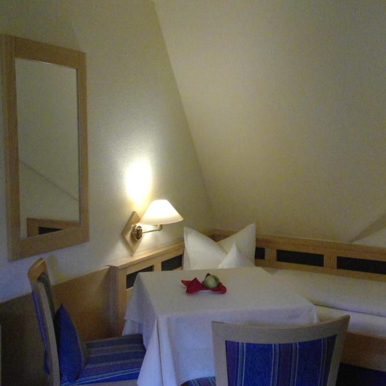 Hotel Augsburger Hof - Classic Doppelzimmer mit Dusche - 3