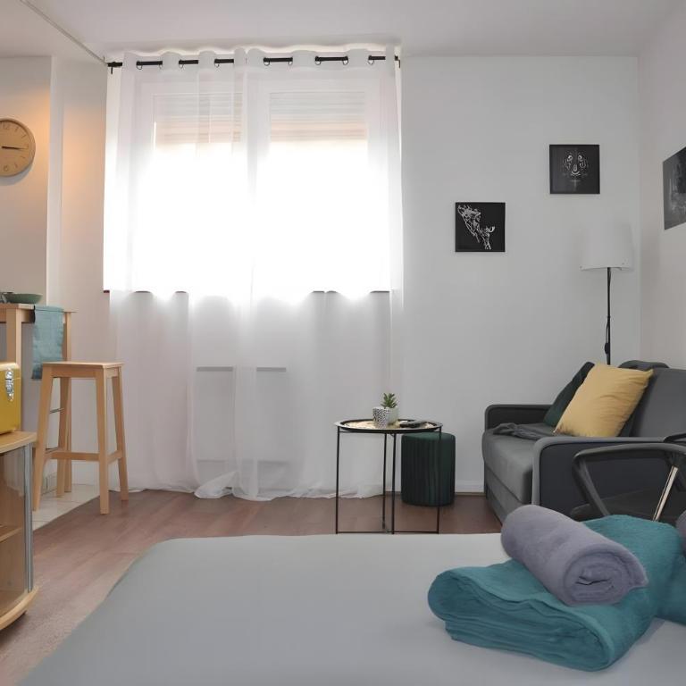 F1 proche Tram - Jungle - Apartment mit Dusche - 5
