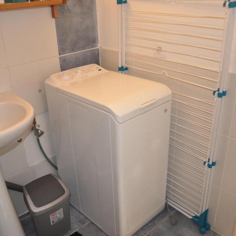 F1 proche Tram - Jungle - Apartment mit Dusche - 12