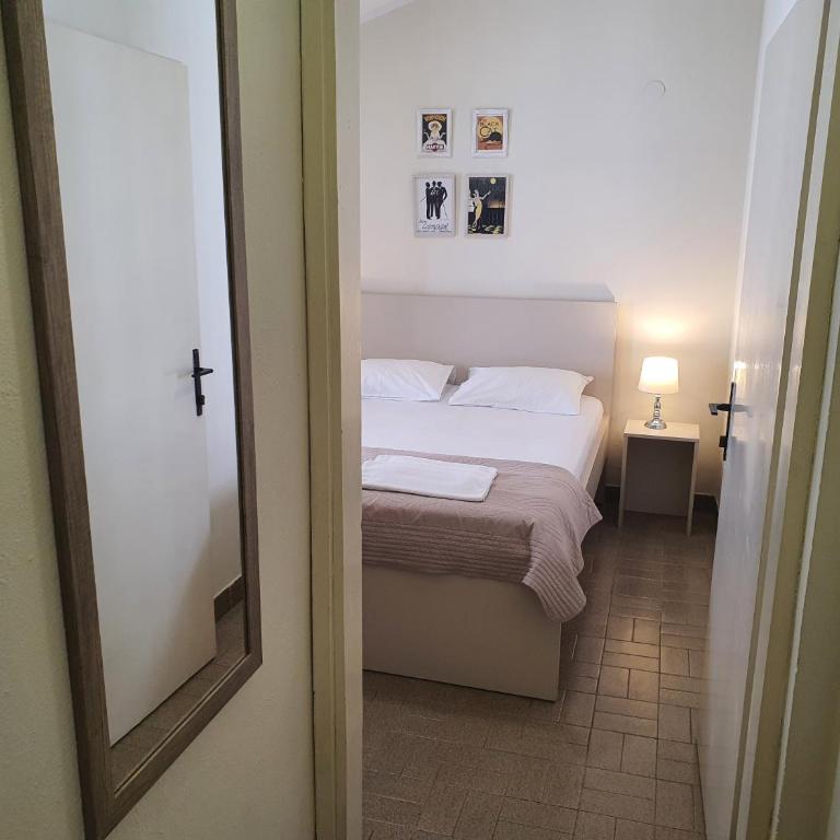 Apartments Fortunella - Apartment with Garden View - 6
