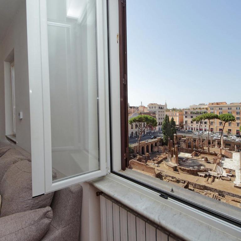 Torre Argentina - Three-Bedroom Apartment - 10