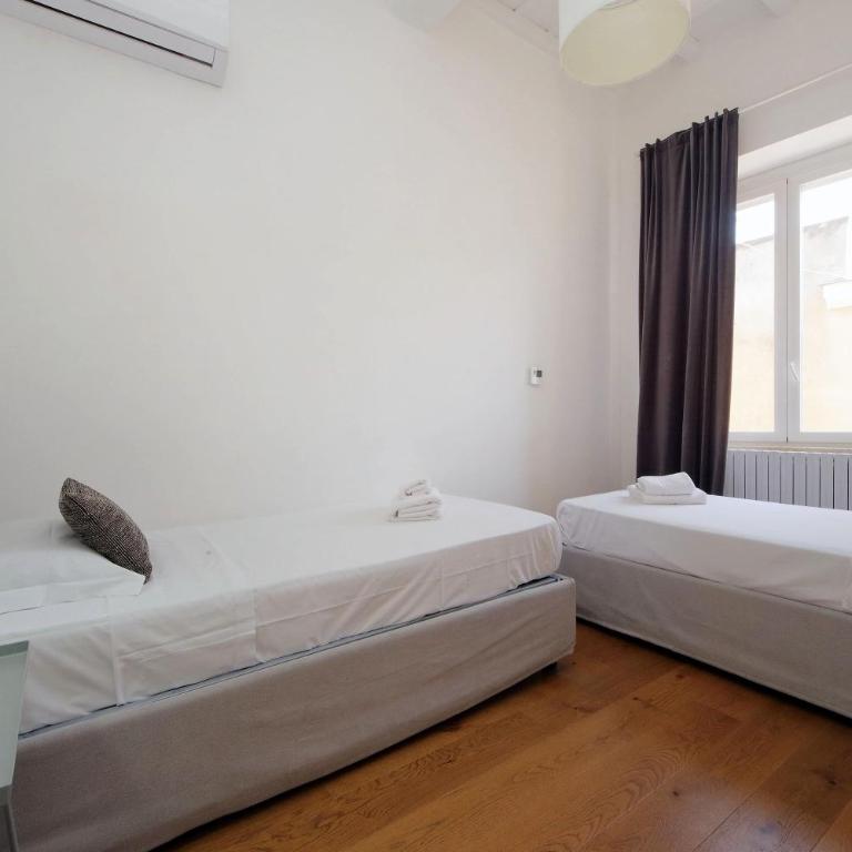 Torre Argentina - Three-Bedroom Apartment - 11