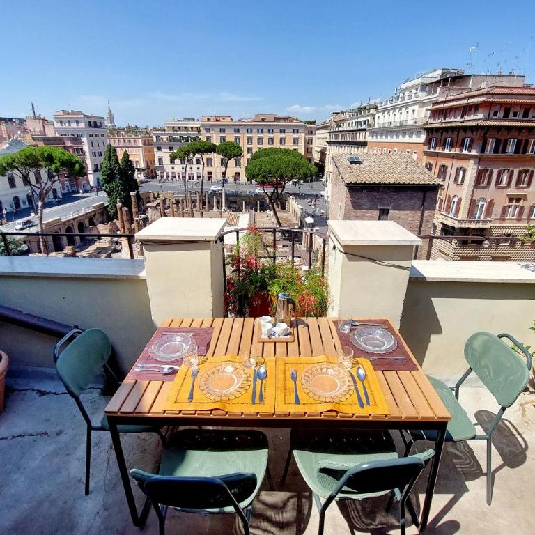Torre Argentina - Three-Bedroom Apartment - 55
